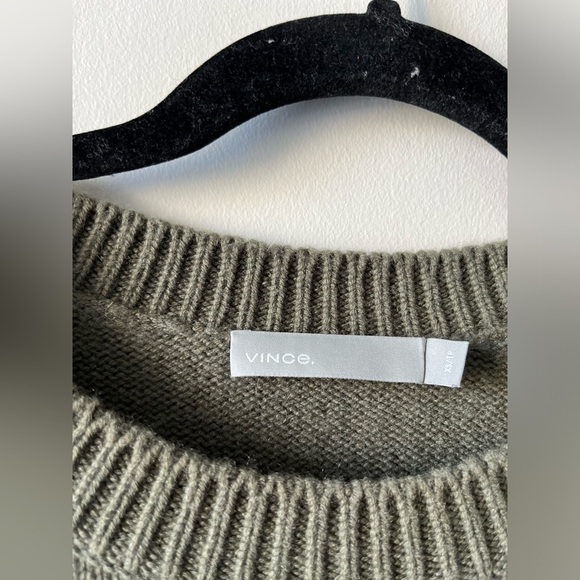 VINCE - 100 % Cashmere Lace-up Pullover Sweater in Olive Green (Size XS) - Picture 7 of 14